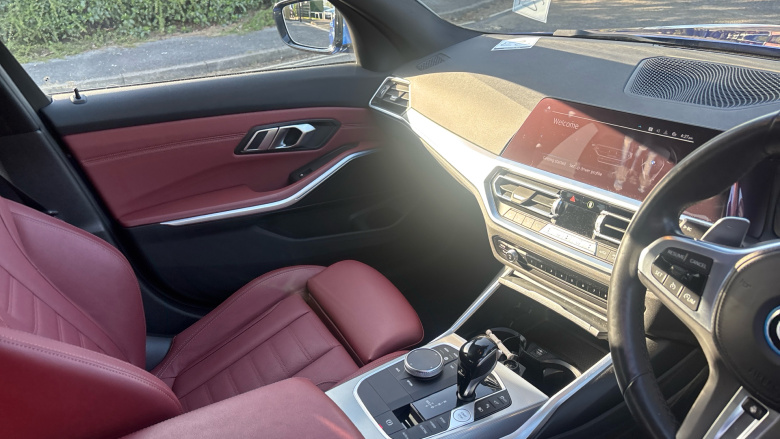 BMW 3 Series 330e M Sport 4dr Step Auto Saloon